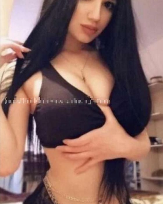 Искусство общения: как девушки по вызову с высокими манерами могут обогатить ваш интимный досуг